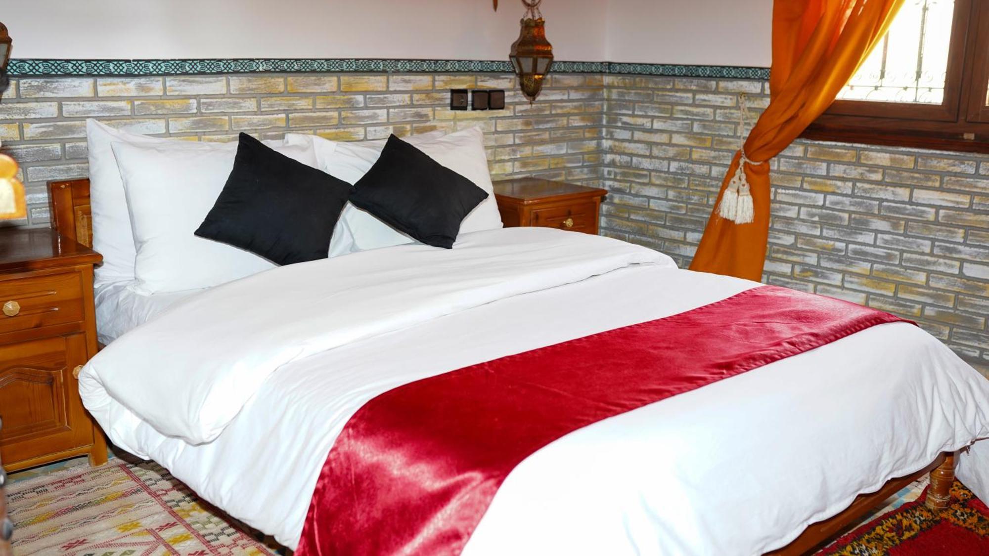 Bed and Breakfast Dar Essyaha Aït Ben Ali Esterno foto